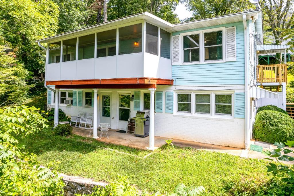 Hood Lower, Lake Junaluska (updated prices 2024)