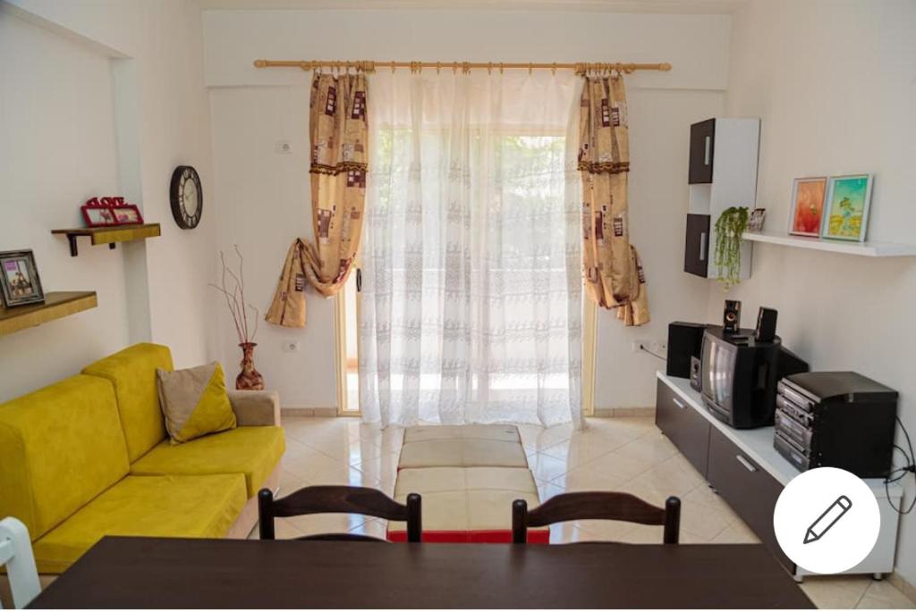 Posezení v ubytování Apt., Center of Vlora 3