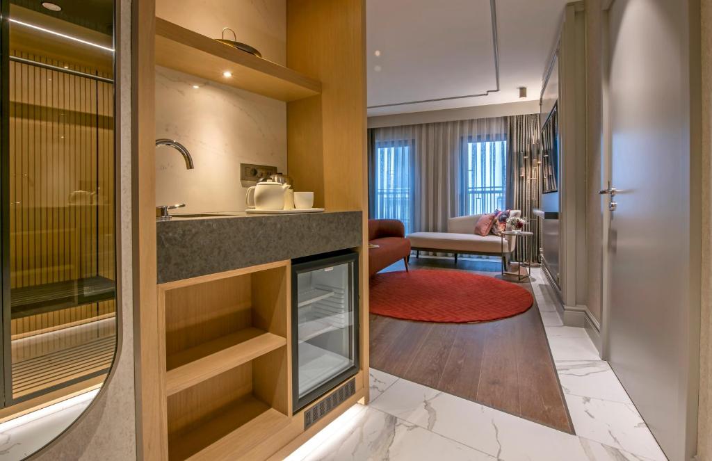 Stayso The House Hotel - 