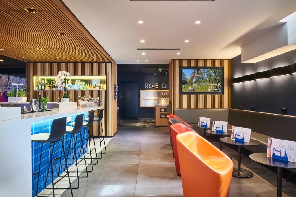 CAMPANILE PARIS 12 - Bercy Village - Resim 16