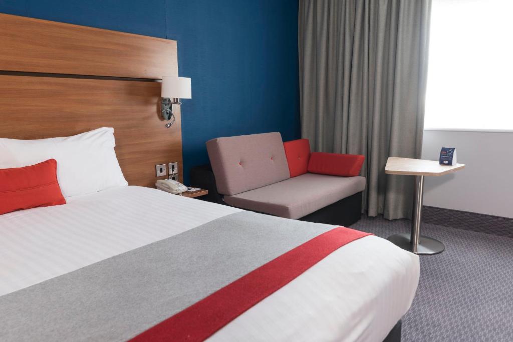 Holiday Inn Express Birmingham Star City by IHG - Resim 43