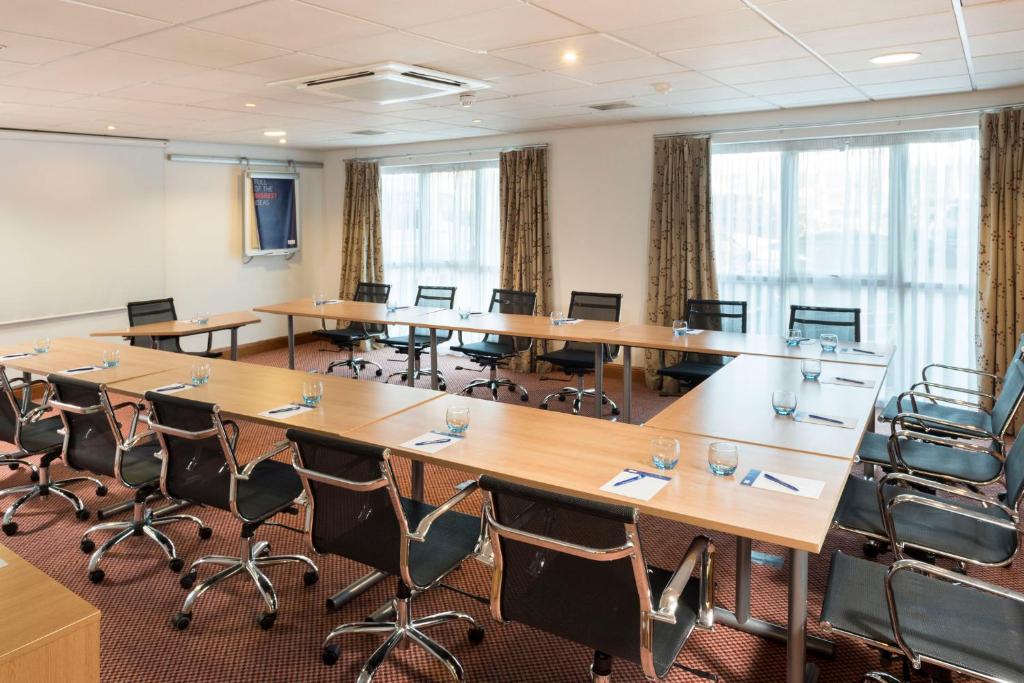 Holiday Inn Express Birmingham Star City by IHG - Resim 32