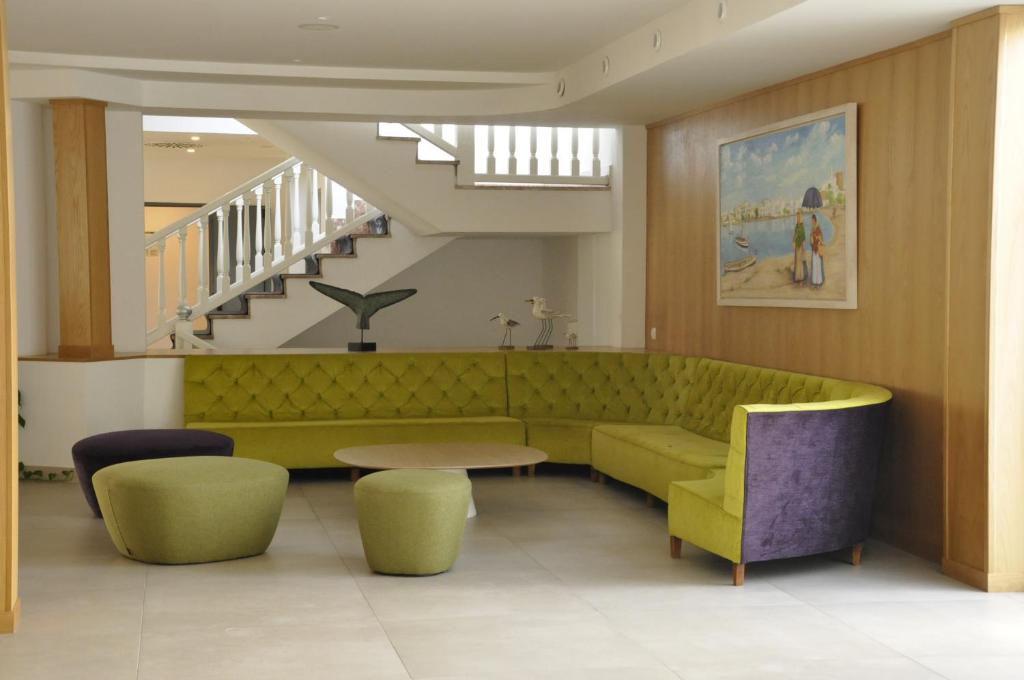 Marvell Club Hotel & Apartments, מפרץ סן אנטוניו – מחירים ...