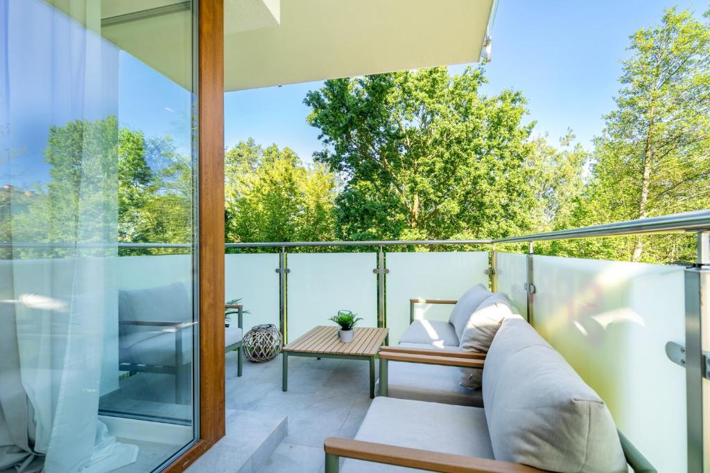 Balkón alebo terasa v ubytovaní Unique View Apartment - 3pok, 4 łóżka, widok na rzekę, centrum, Netflix, parking, winda