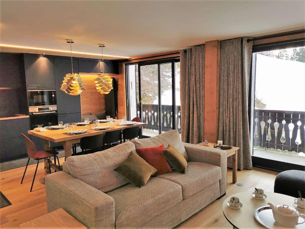Appart Ski aux Pieds au Centre des Gets - 8 Pers. - FR-1-598-28 - Apartment (8 Adults)