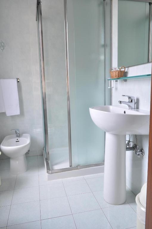 Koupelna v ubytování Hotel Roma