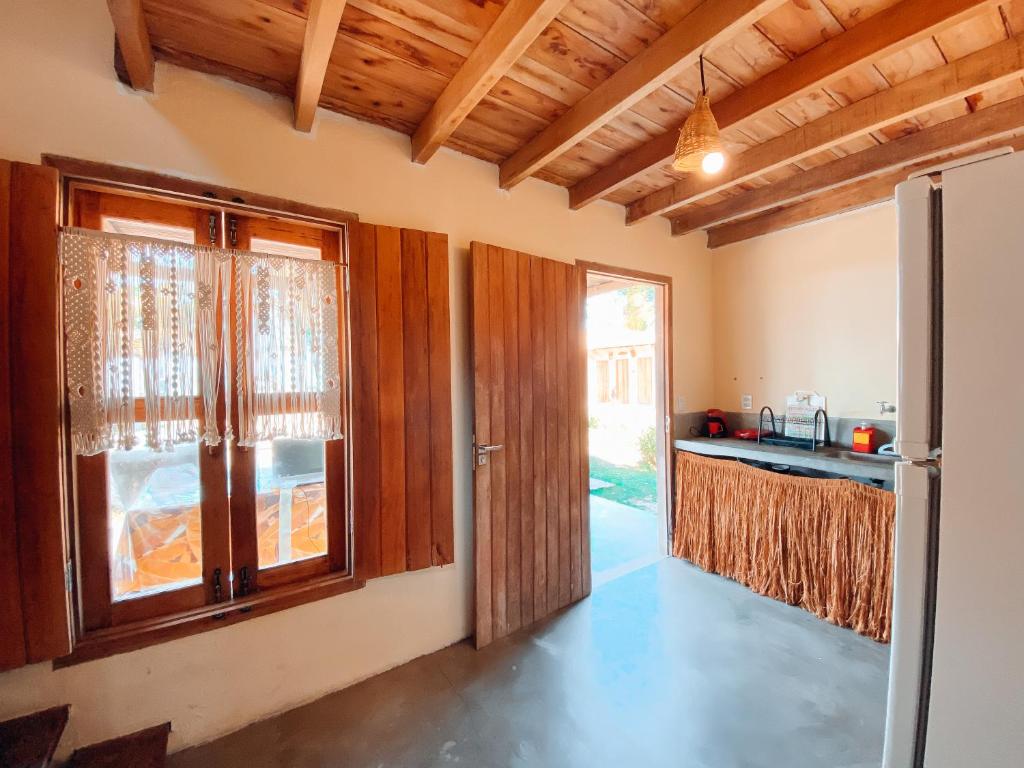 Kuchyň nebo kuchyňský kout v ubytování Caramuru Hostel Caraíva