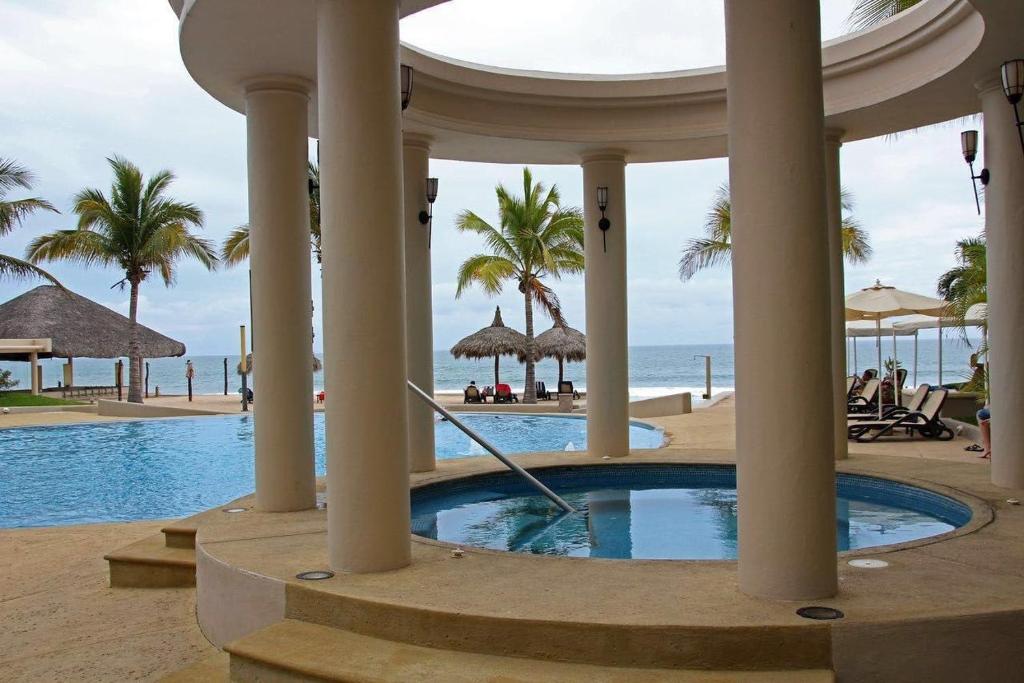 Apartment DEPARTAMENTO A PIE DE PLAYA, Mazatlán, Mexico