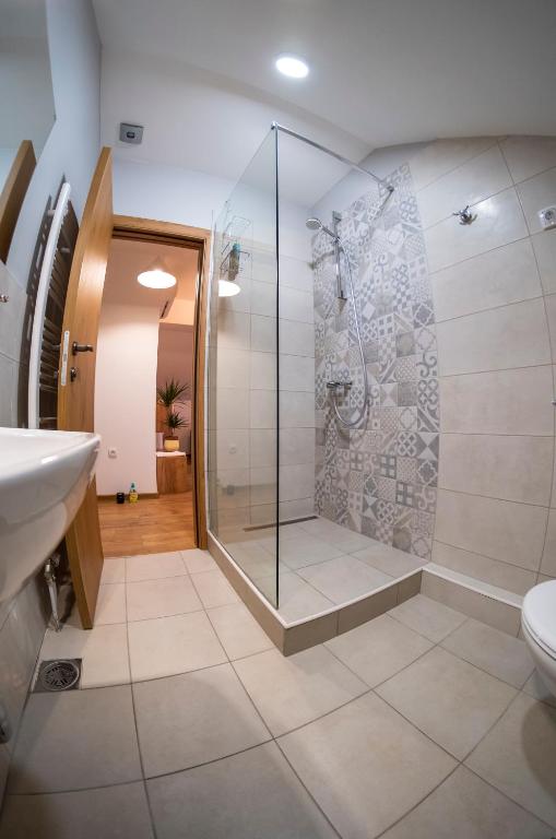 Petlov salaš rooms - Resim 32