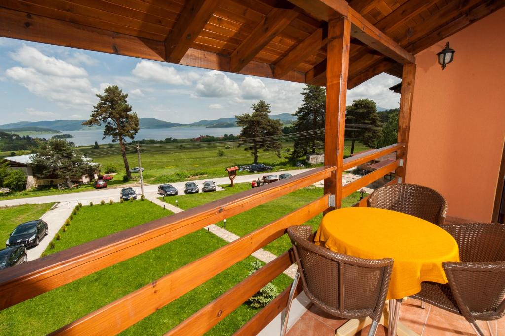 Guest house Lidia - Double Room With Lake View