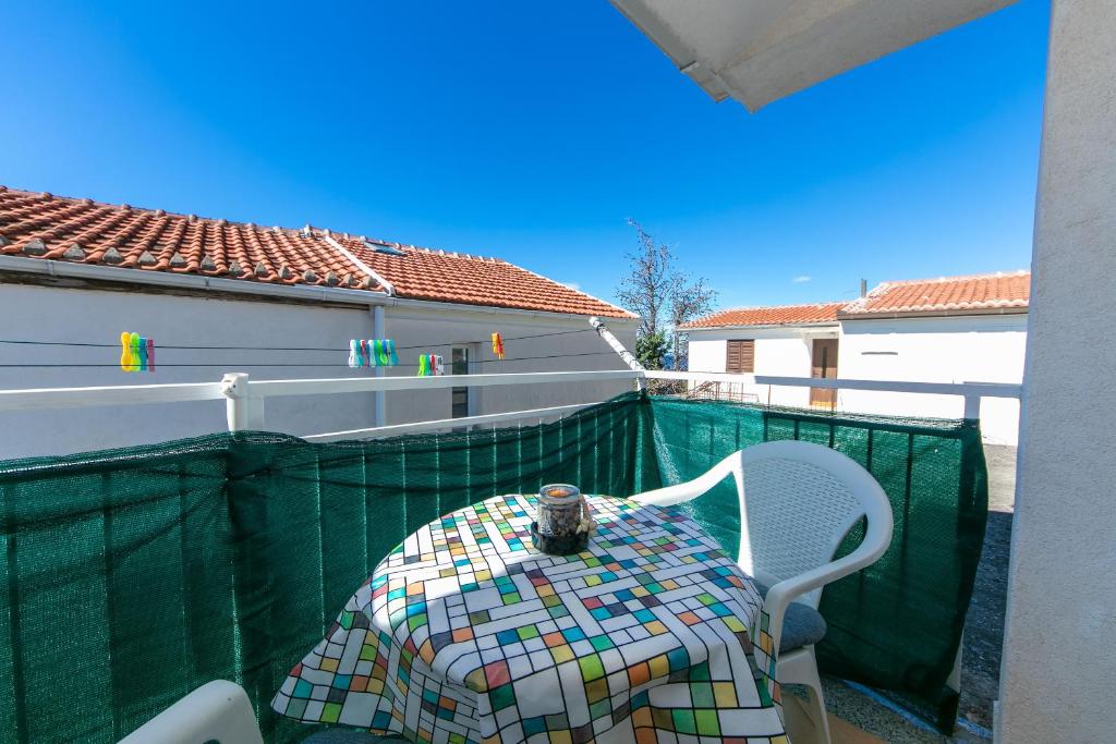 Balkón alebo terasa v ubytovaní Apartments by the sea Podaca, Makarska - 6677