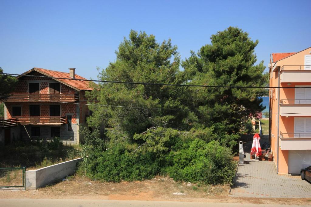 Budynek, w którym mieści się apartament