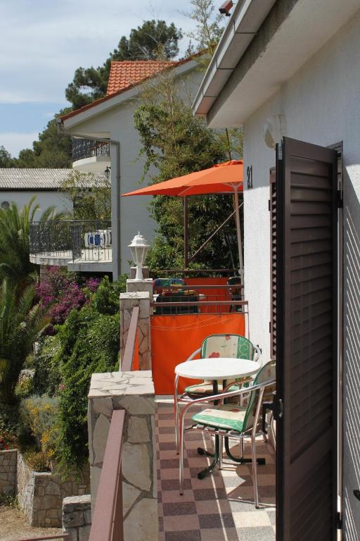 Balkón alebo terasa v ubytovaní Apartments and rooms by the sea Mali Losinj (Losinj) - 7953