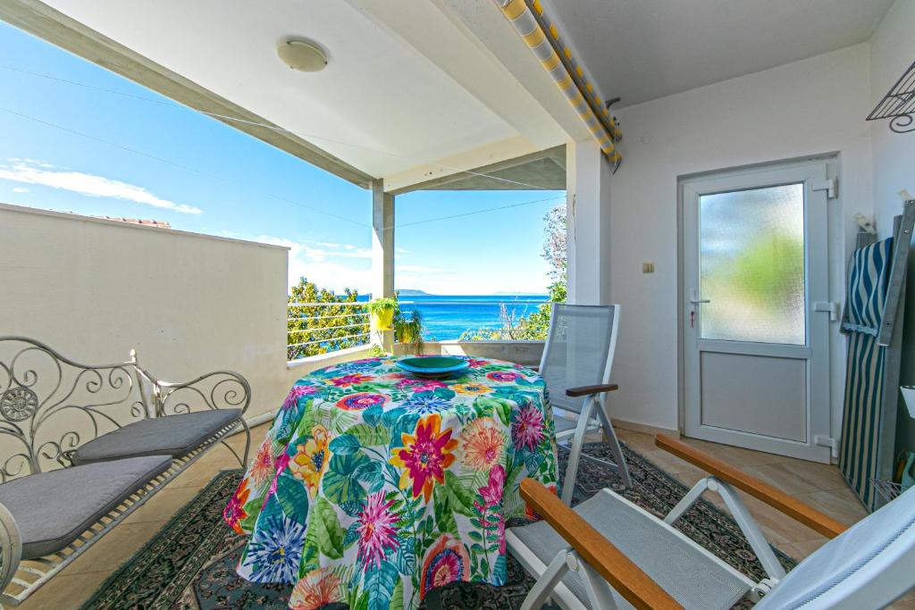 Fotografia z galérie ubytovania Apartments by the sea Podaca, Makarska - 8536 v Podaci