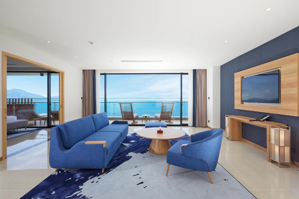 Special Offer - Ambassador Suite with Ocean View - Onsen & Water Park Inclusive