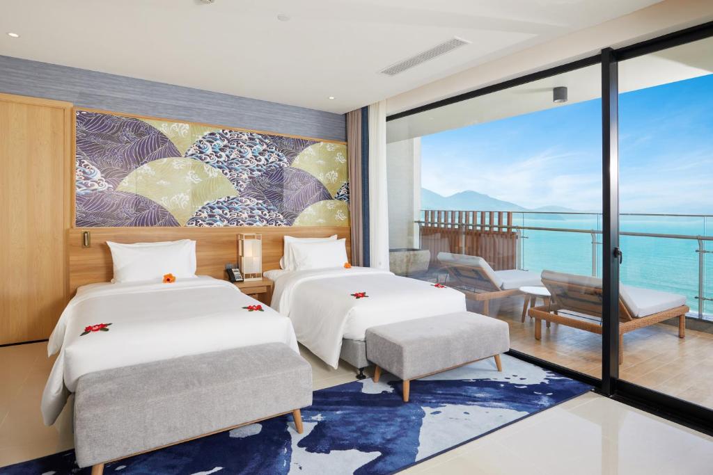 Special Offer - Ambassador Suite with Ocean View - Onsen & Water Park Inclusive