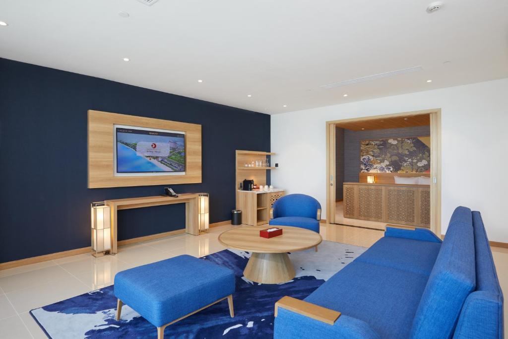 Special Offer - Ambassador Suite with Ocean View - Onsen & Water Park Inclusive