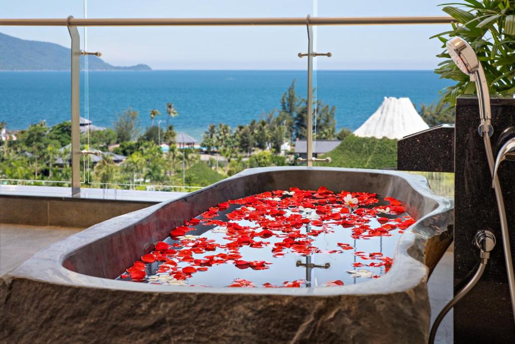 Special Offer - Executive Suite Ocean View with Lounge Priviliges