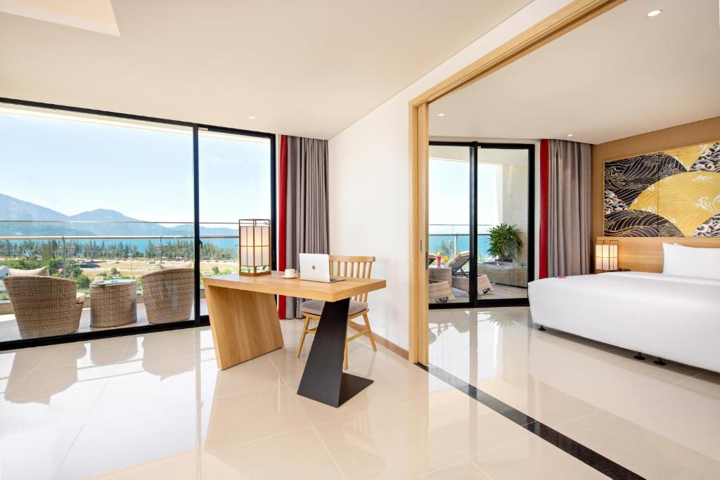 Special Offer - Executive Suite Ocean View with Lounge Priviliges