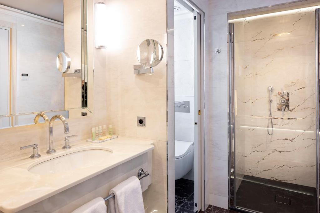 Manolita Paris - Resim 19