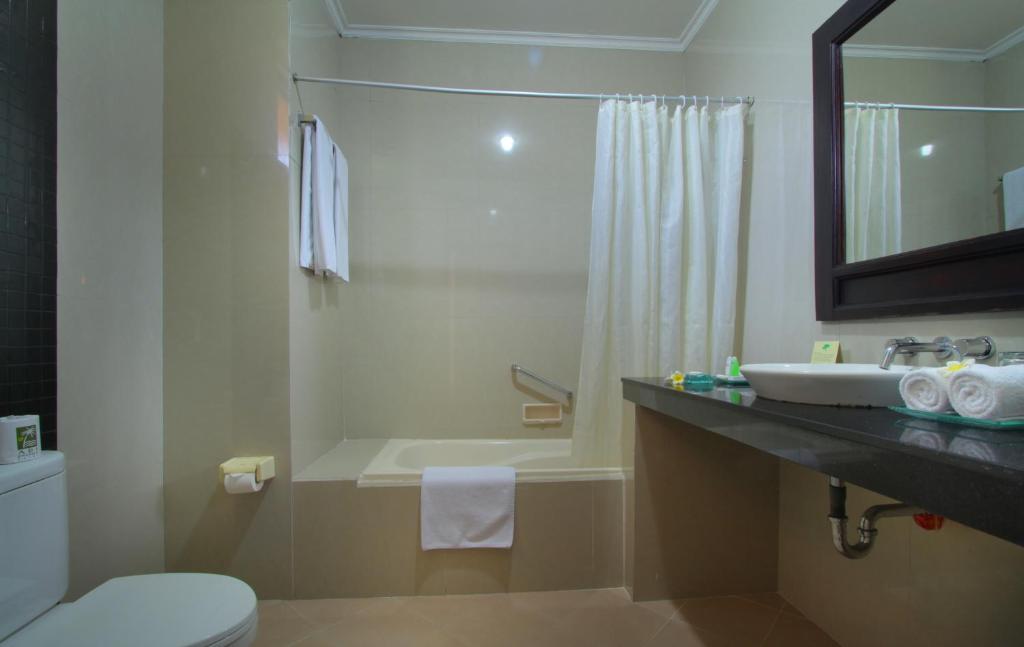 Adi Dharma Hotel Legian - 5