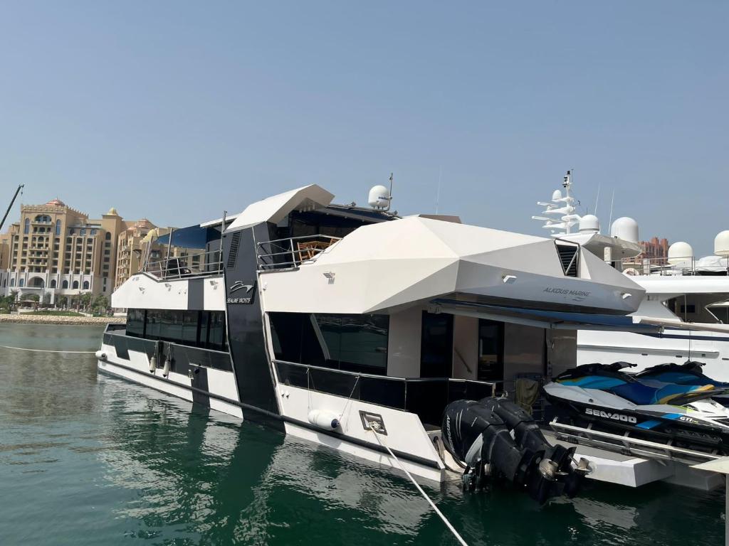House boat, Doha (updated prices 2024)