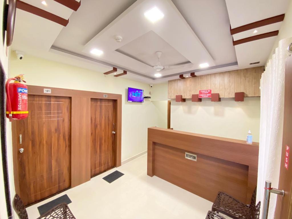 Kuchyň nebo kuchyňský kout v ubytování Prabhuvihar Residency