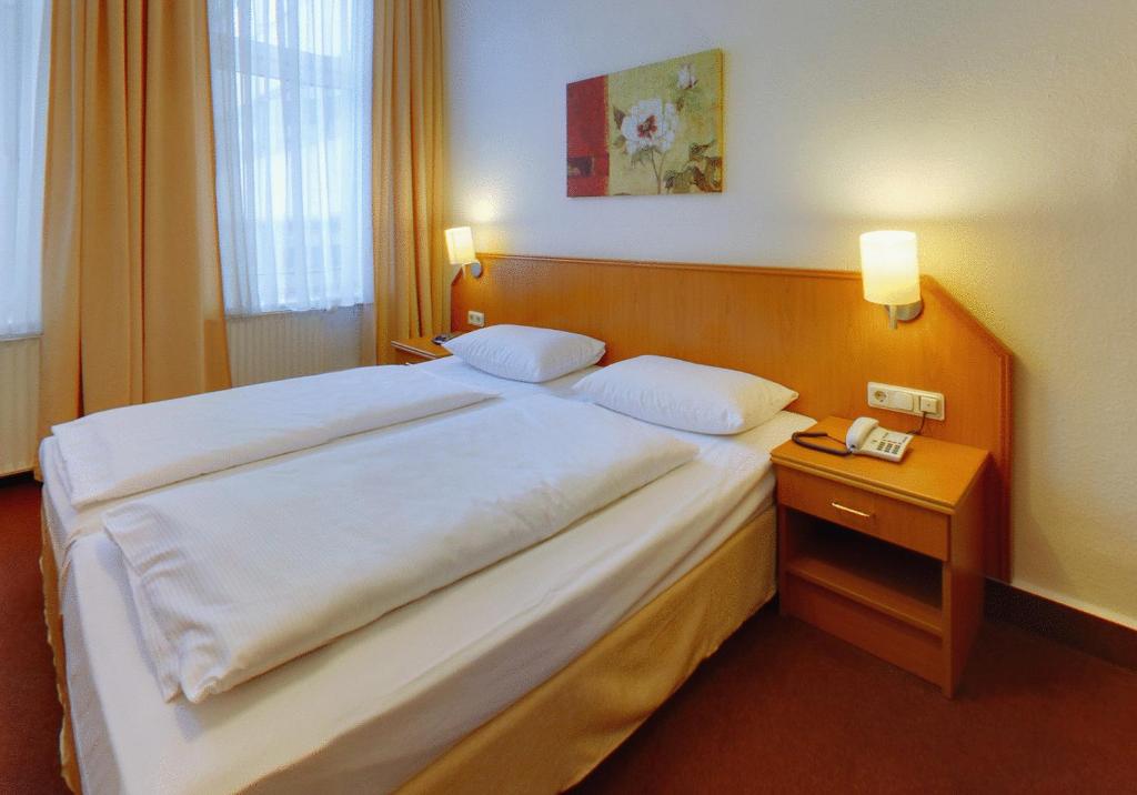 
Double Room (1 Adult)
