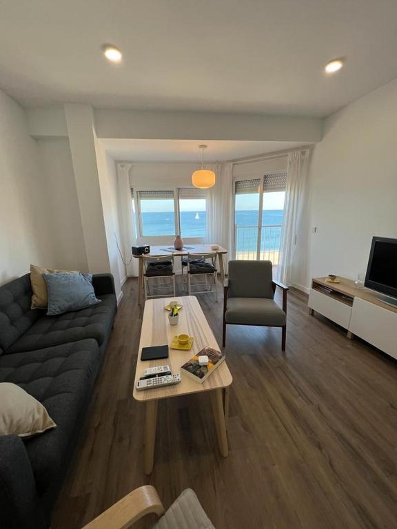 TV a/nebo společenská místnost v ubytování SAN MIGUEL PLAYA ALMERIA