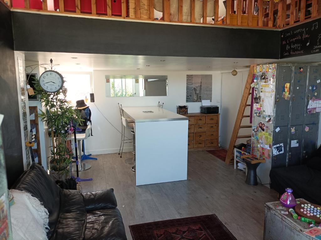 Kuchyňa alebo kuchynka v ubytovaní La Casa De La Ciotat