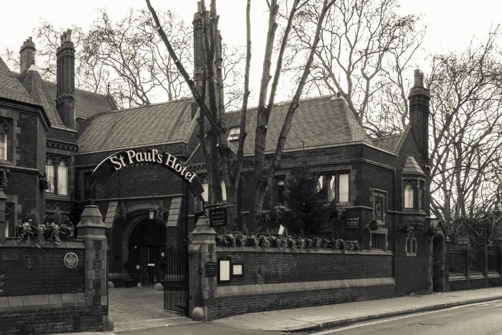 St Paul's Hotel - Resim 24