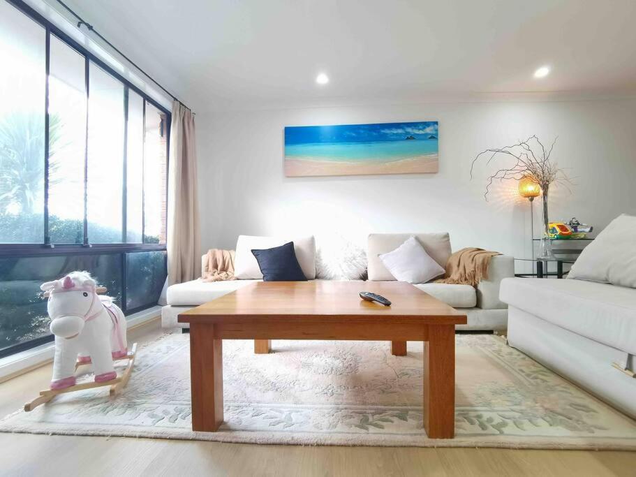 Cheerful Nicholls 4-bedroom home with natural yard - Housity