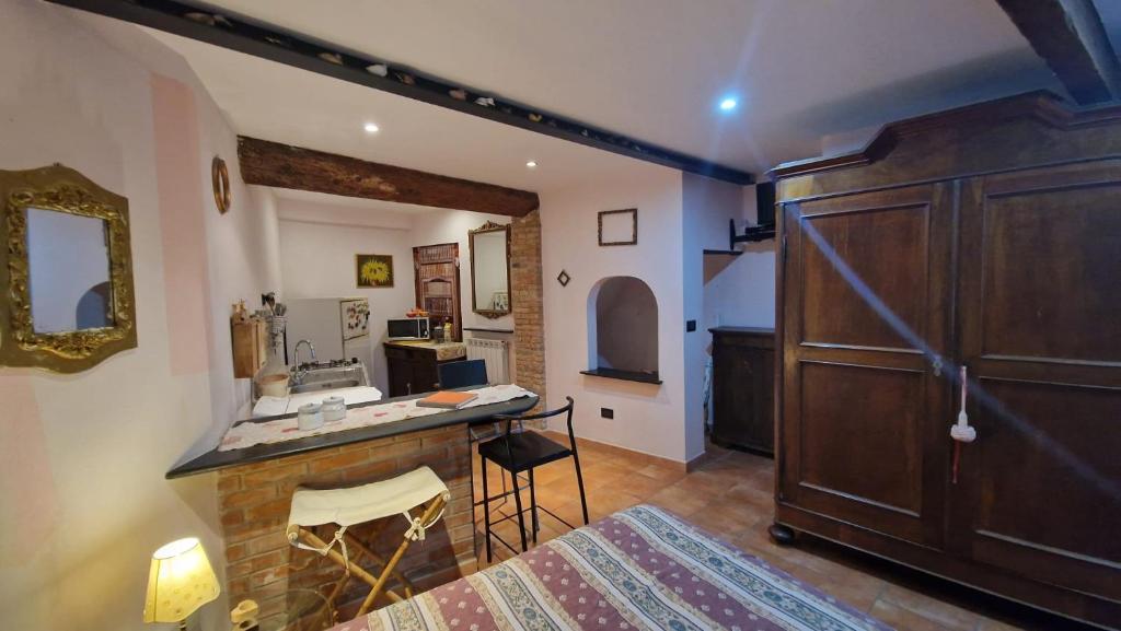 Monolocale in tipica casa ligure