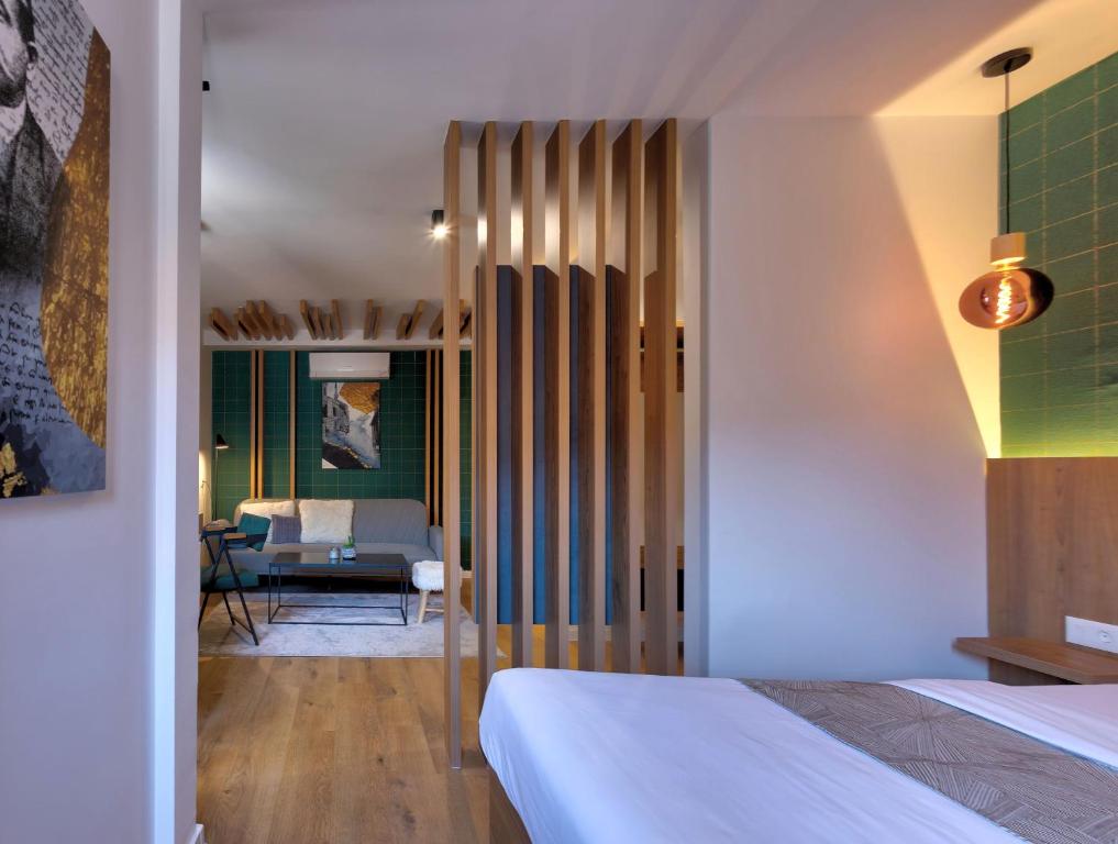 Postel nebo postele na pokoji v ubytování Hotel Sinan Han