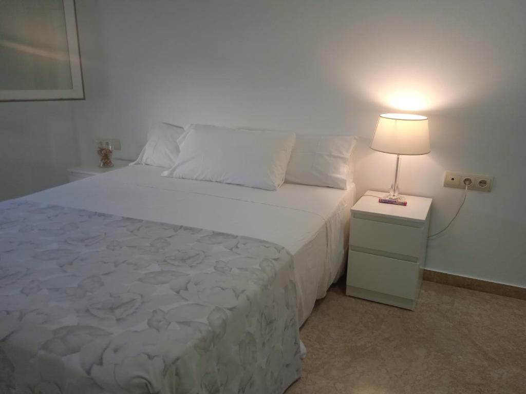 Seville Luxury Apartment Free Parking, Bormujos – Prezzi ...