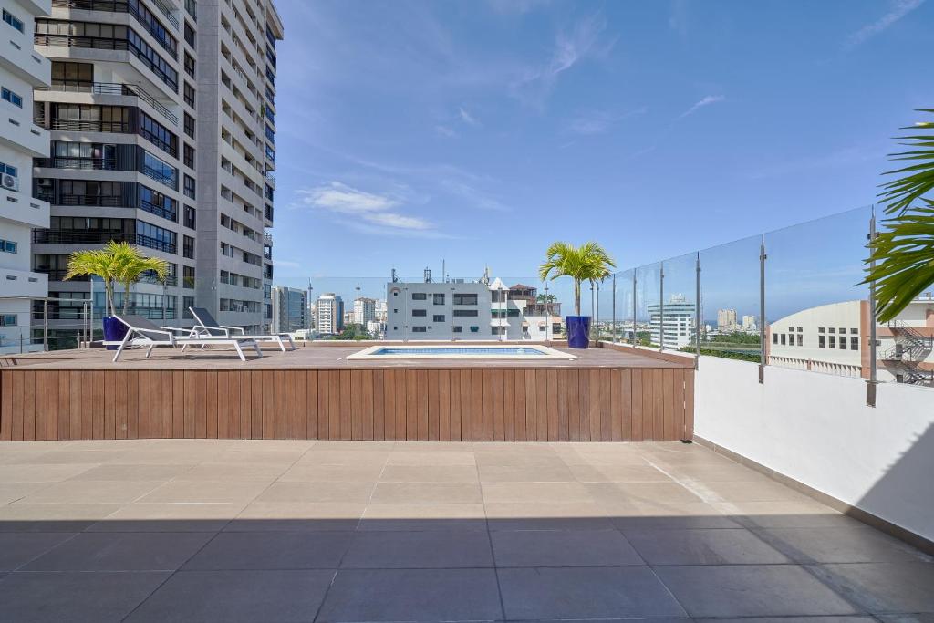 Awesome Harmony Apt, Balcony, Pool, Gym, Tower in La Julia - 带阳台的公寓