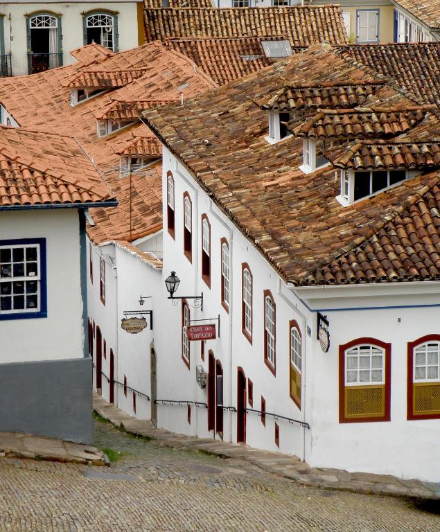  Hotel Colonial