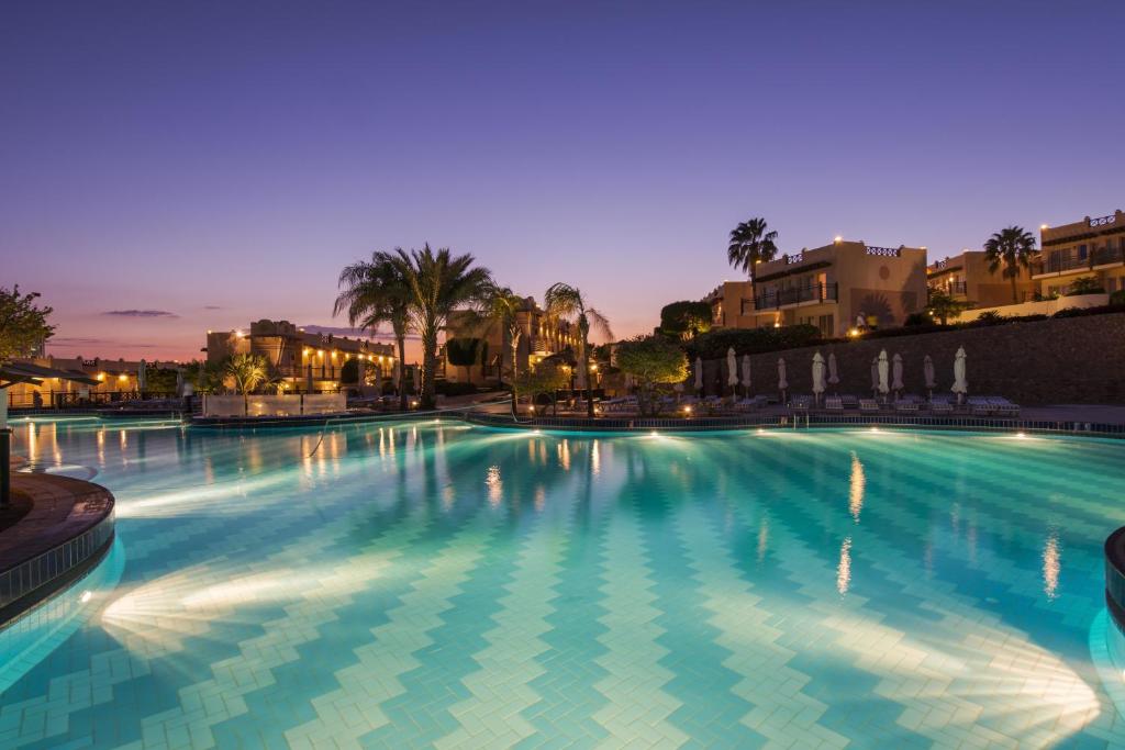 Bazén v ubytování Concorde El Salam Sharm El Sheikh Front Hotel nebo v jeho okolí