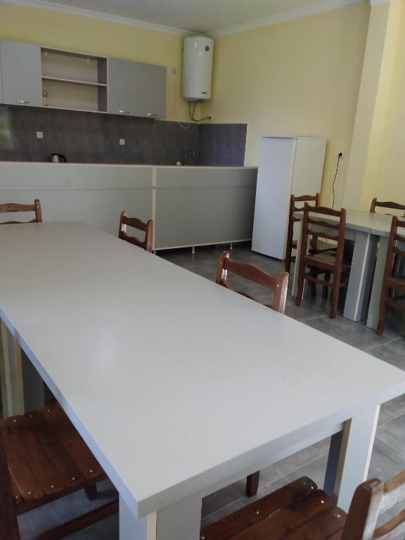 Kuchyň nebo kuchyňský kout v ubytování Gogi Jafaridze's Guesthouse
