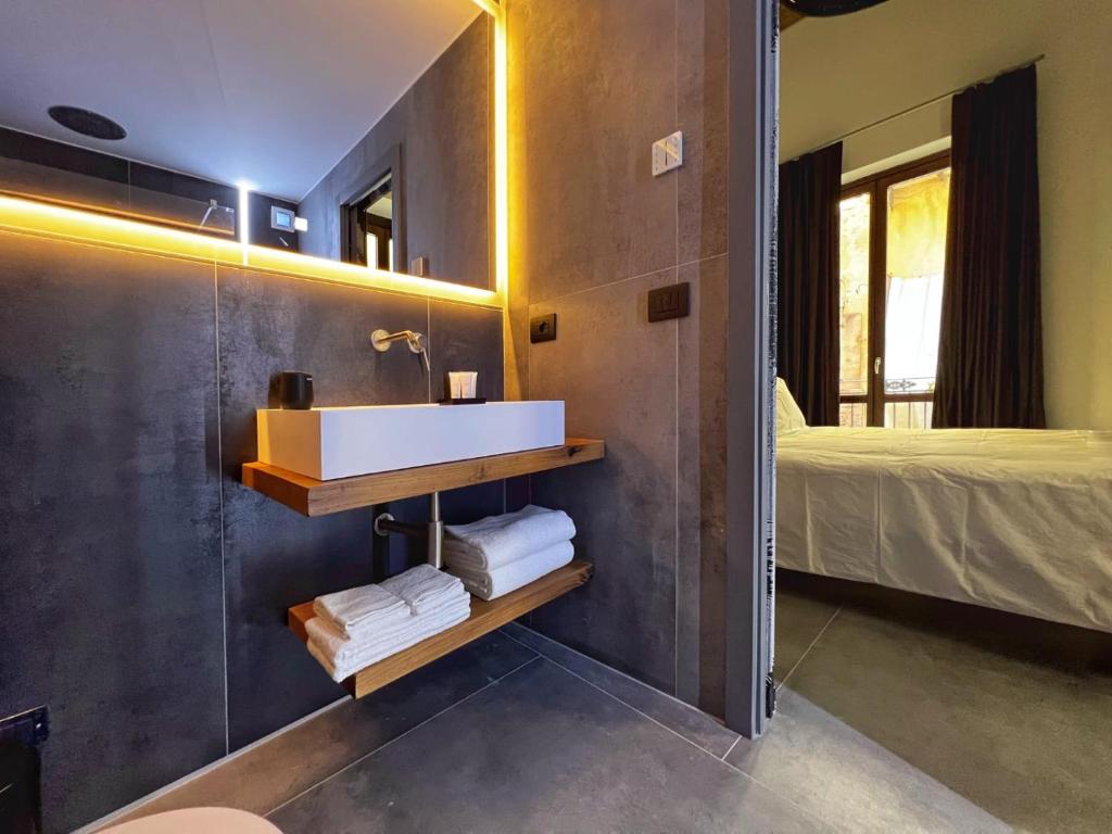 Sant'Andrea - Luxury Rooms in Vucciria - 1