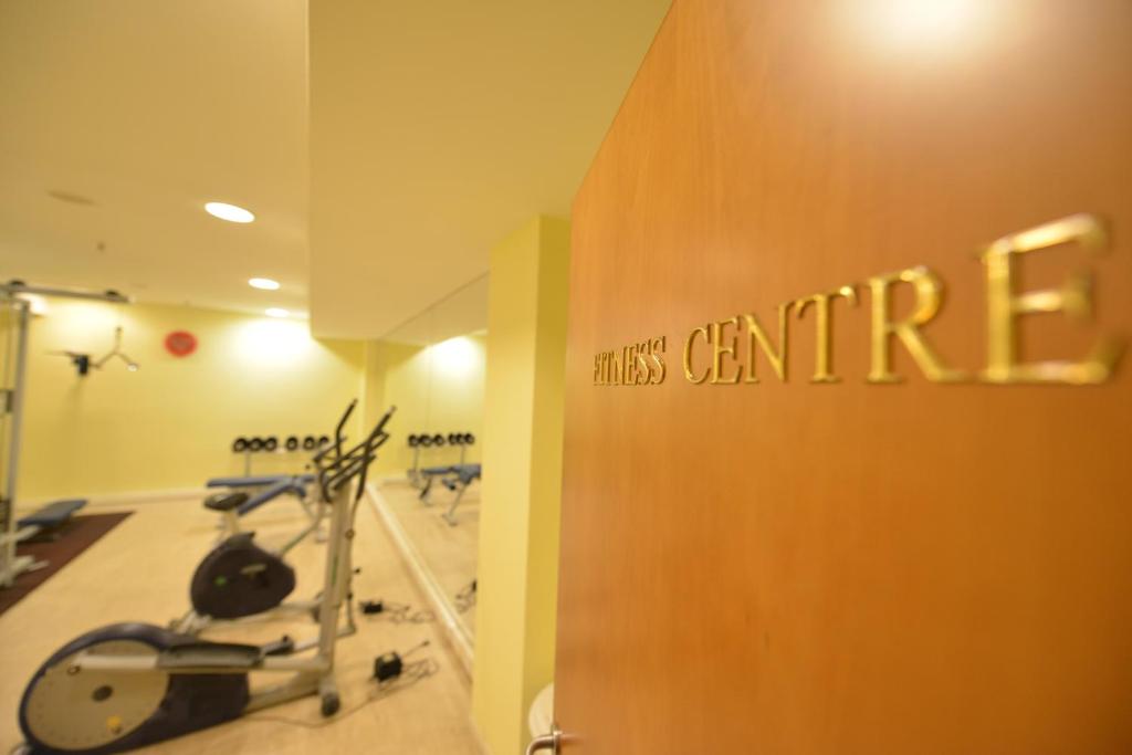 Fitness centrum a/nebo fitness zařízení v ubytování Hotel Karpos