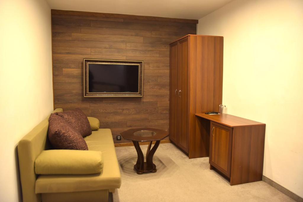 Posezení v ubytování Hotel Rothmans-Breakfast - Free parking - Lobby