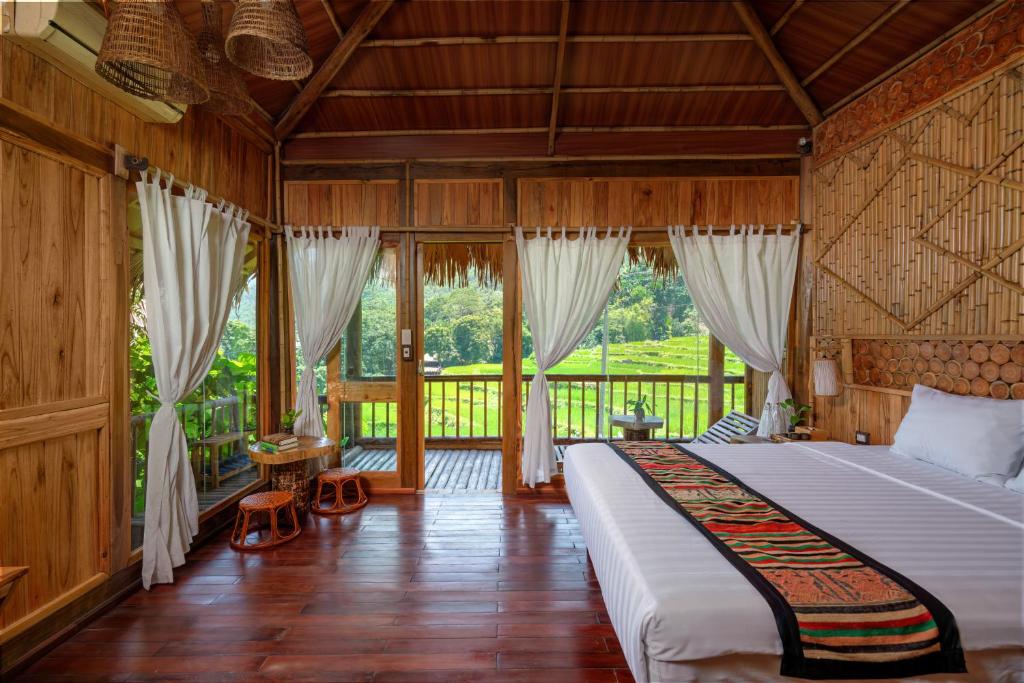 Puluong Luna Resort - Junior Suite Met Uitzicht Op De Bergen
