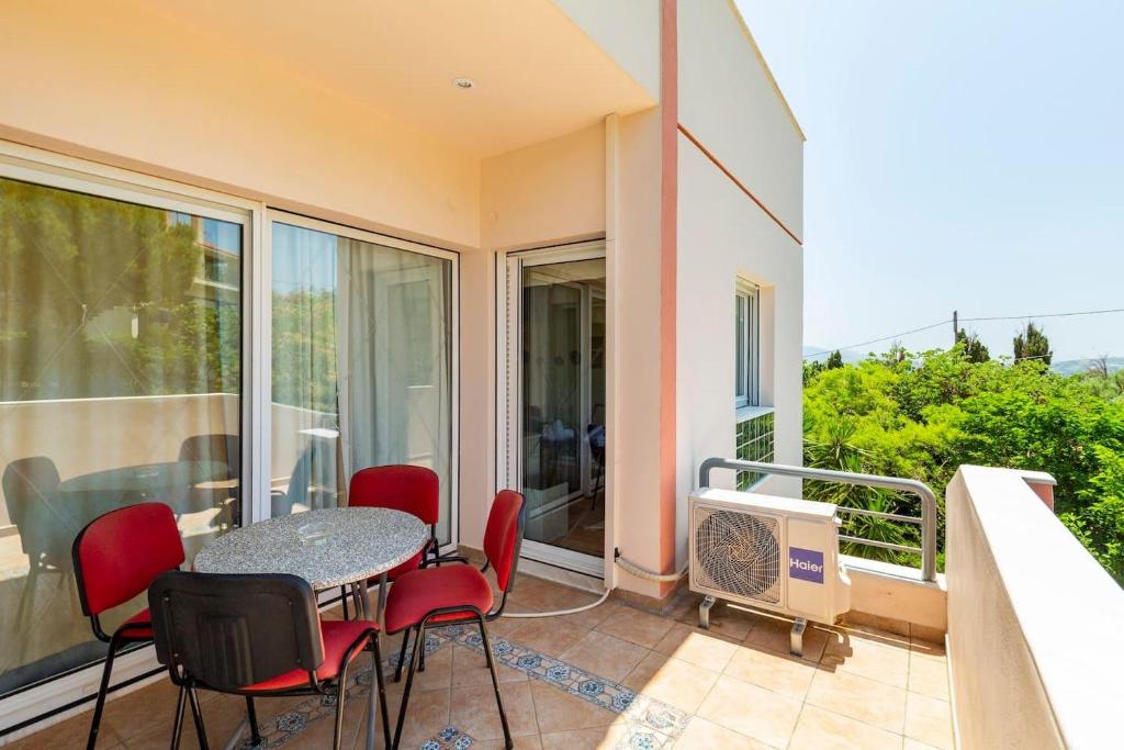 Balkon lub taras w obiekcie Villa Serenity relaxing retreat in Kymi Euboea