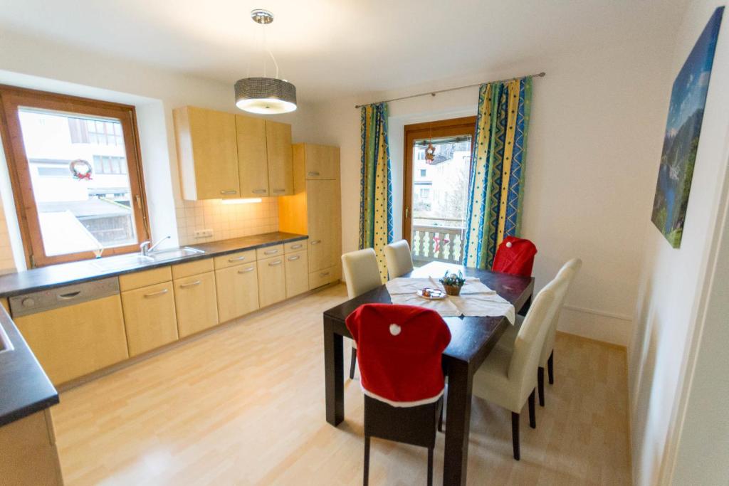 Ski-n-Lake City Apartments - 16