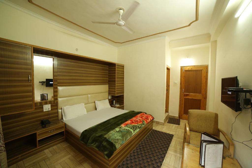 Little Italy Inn, Kasol (updated prices 2024)