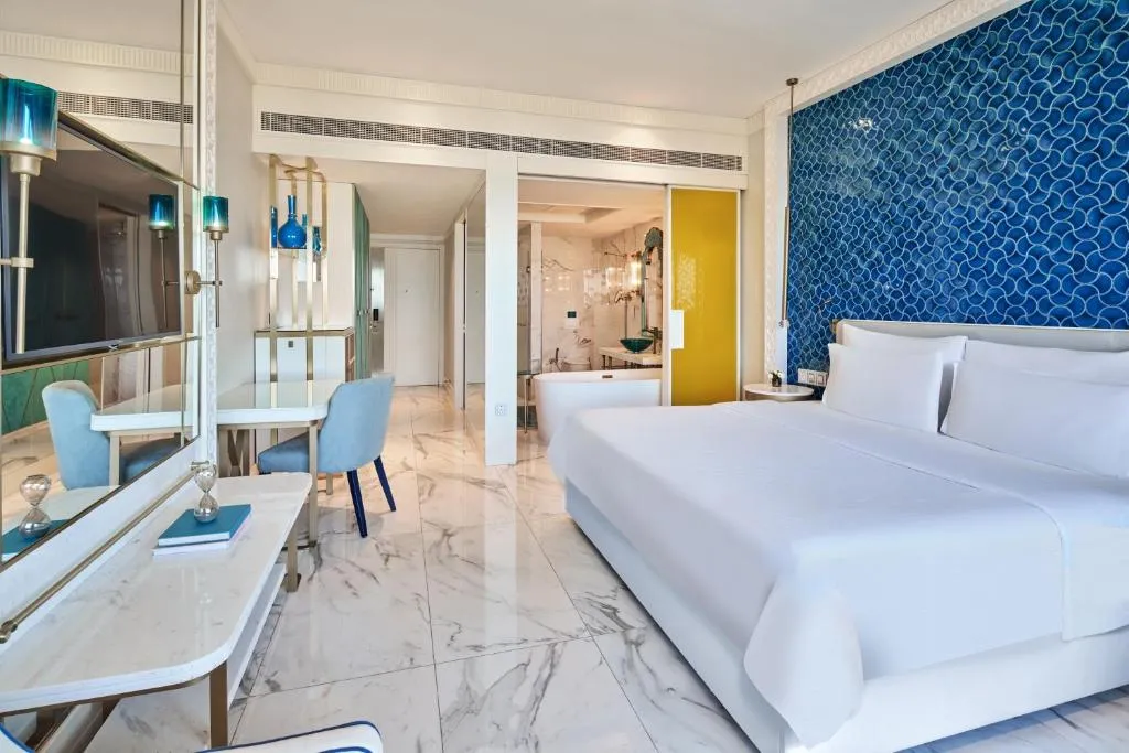 Two-Bedroom Family Room with Sea View