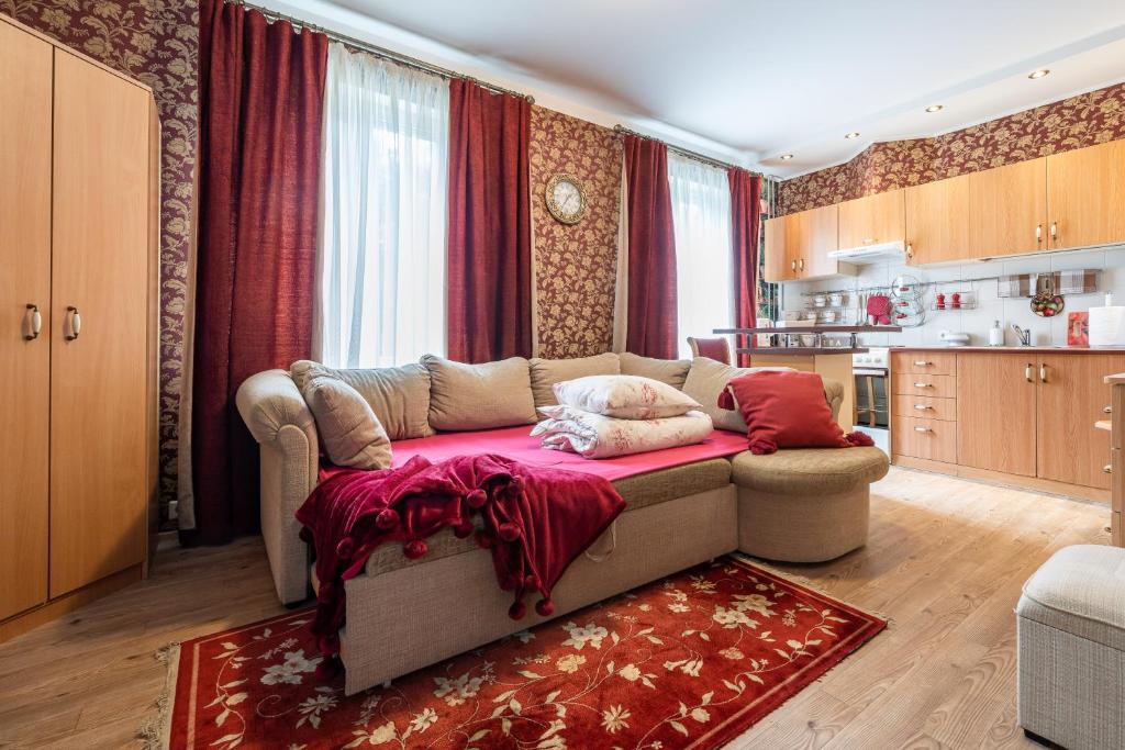 Kuchyň nebo kuchyňský kout v ubytování Videviku Villa Apartments