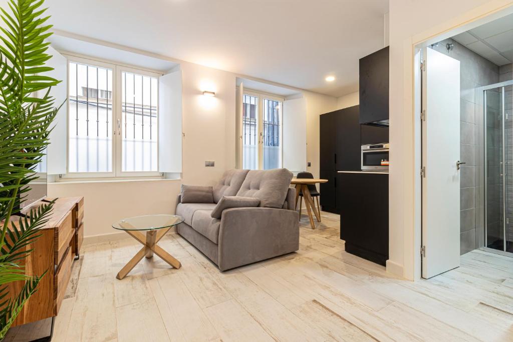 Posedenie v ubytovaní Allo Apartments San Roque Bajo A