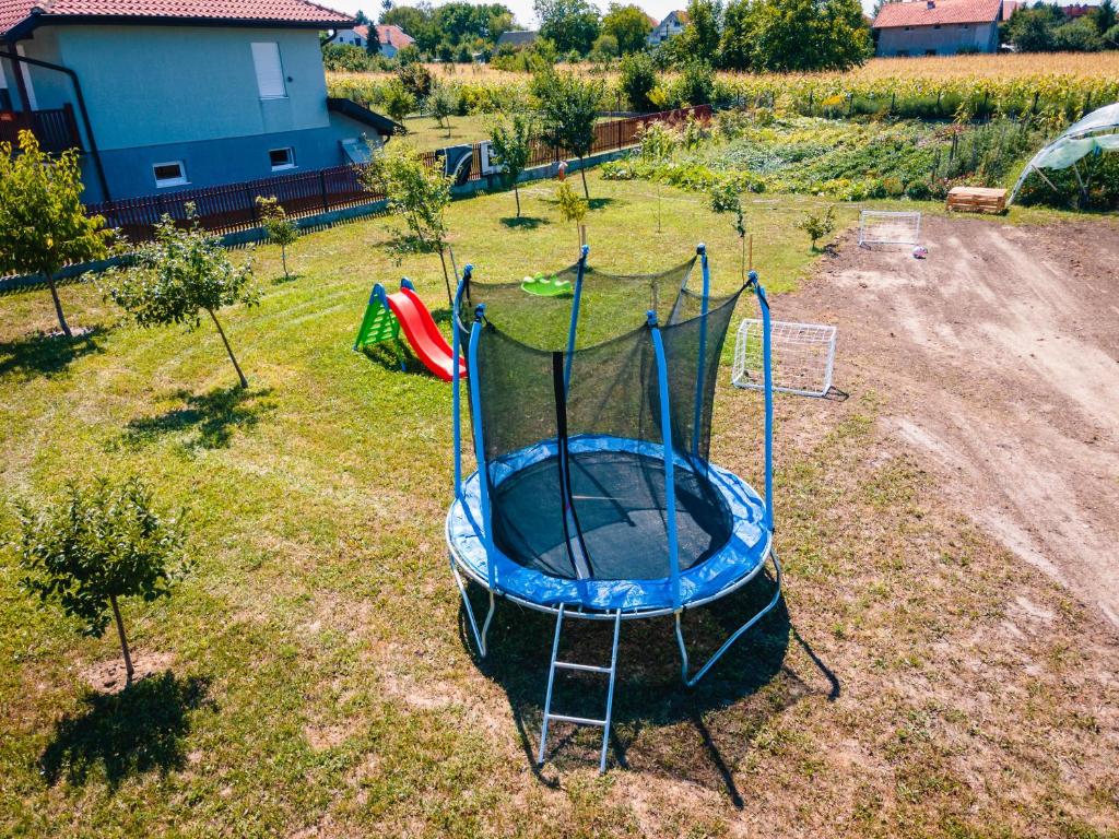 Herní místnost nebo prostor pro děti v ubytování Green Art House